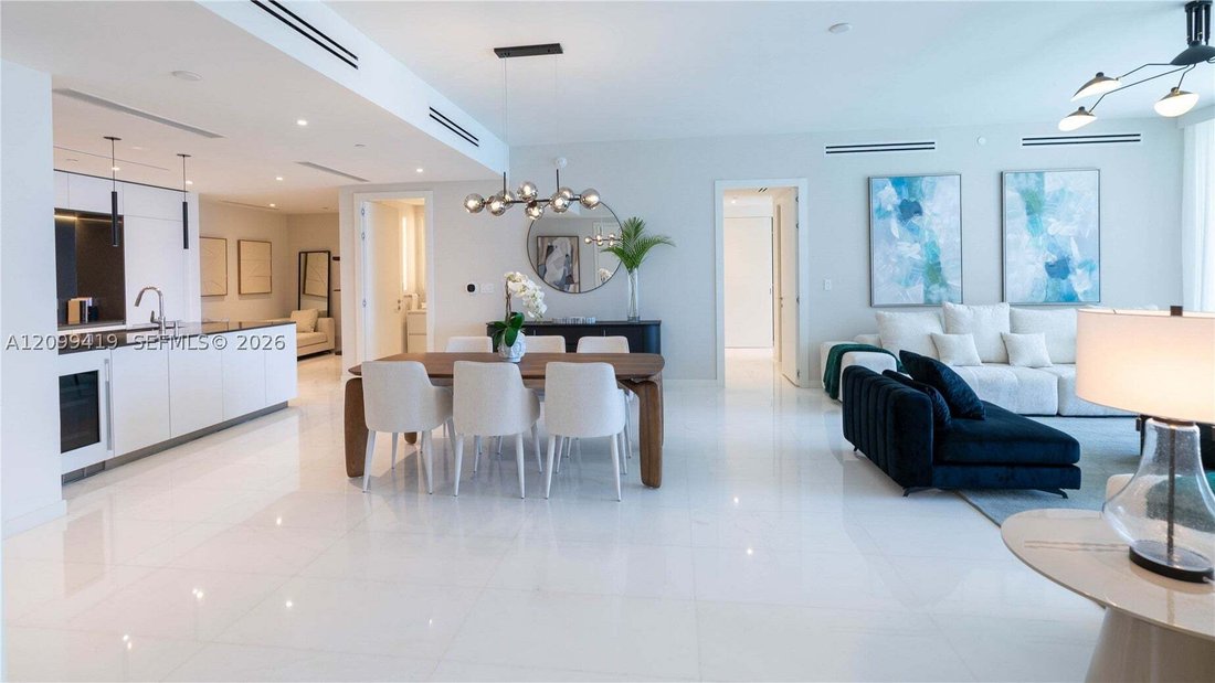 Condo in Miami, Florida, United States 5 - 19020358