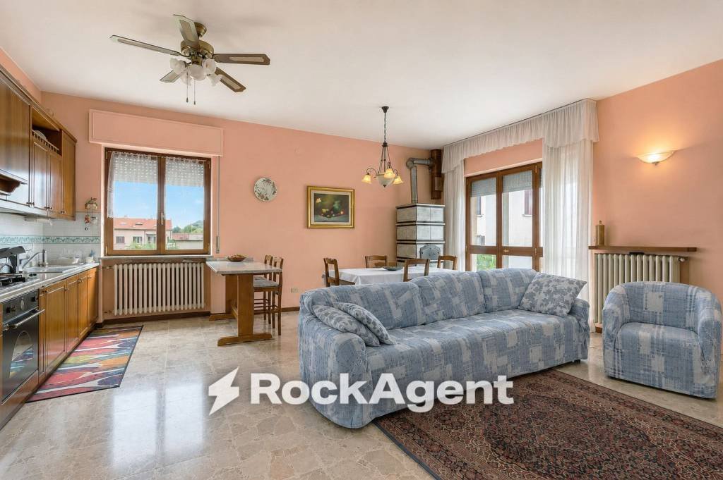 Villa en Dalmine, Lombardía, Italia 2 - 19027911