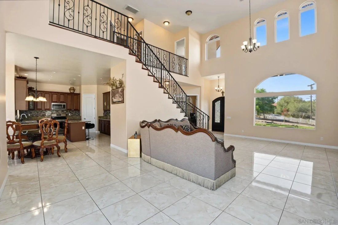 House in El Cajon, California, United States 5 - 19022586