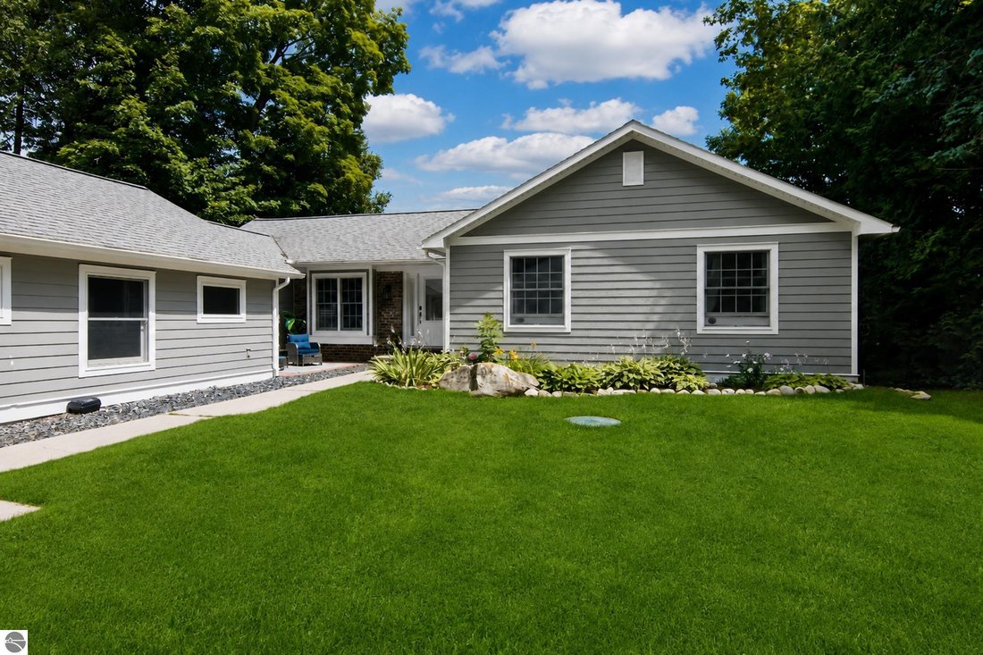 House in Suttons Bay, Michigan, United States 3 - 19029114