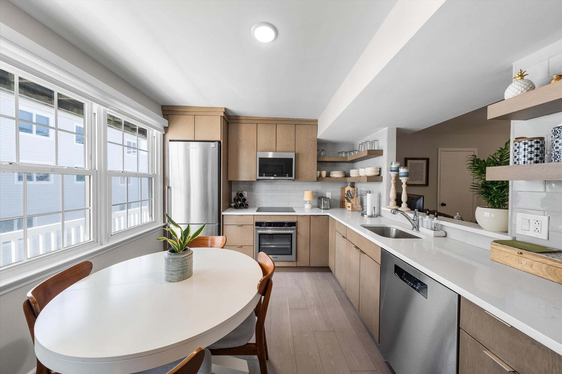 Condo in Sea Isle City, New Jersey, United States 3 - 19022712