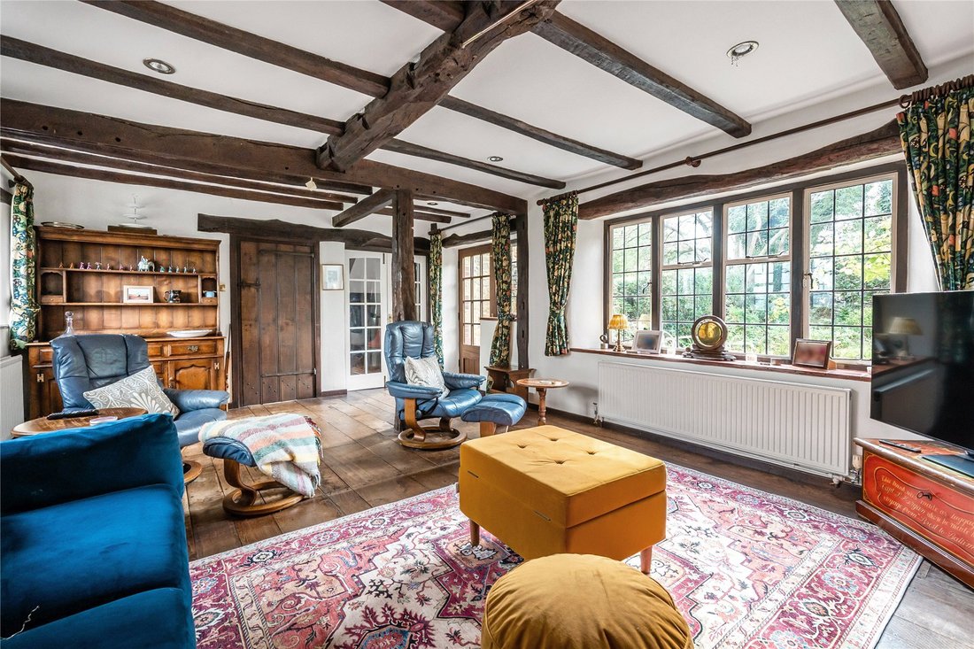 House in Abinger Hammer, England 5 - 19020773