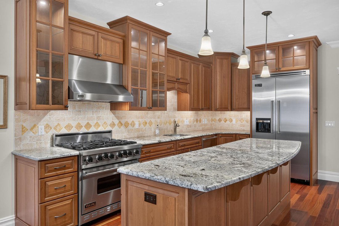 Condo in Mashpee, Massachusetts, United States 4 - 19027462