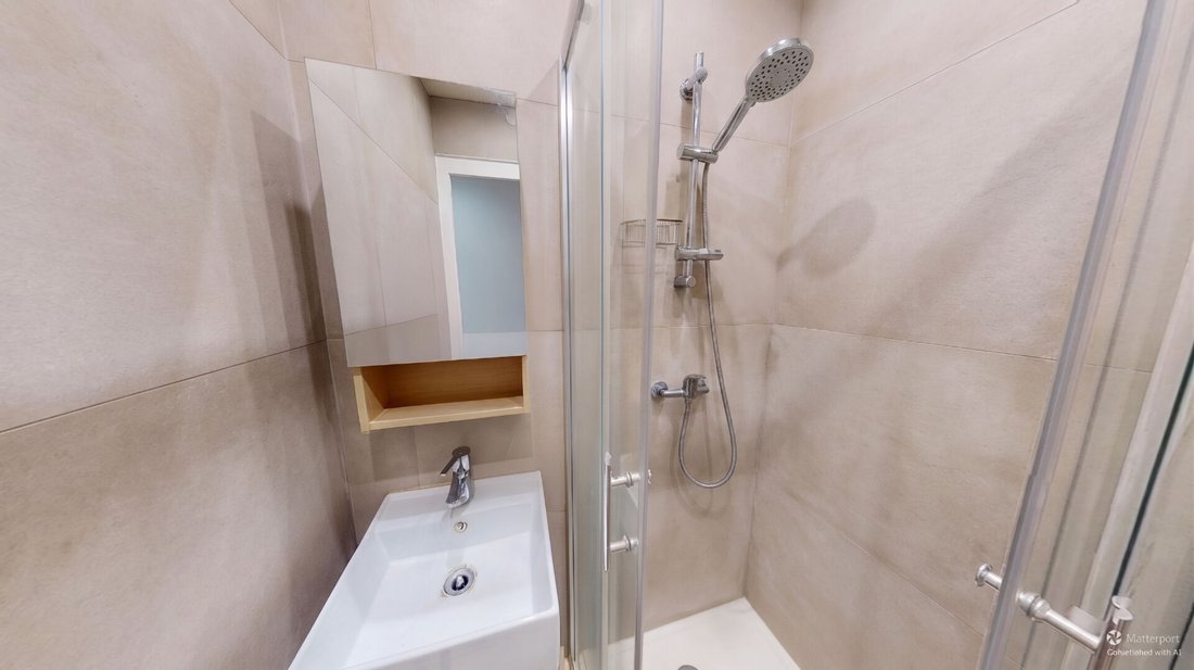 Apartment in Auteuil Sud, Paris 16e Arrondissement, Paris 5 - 19026015