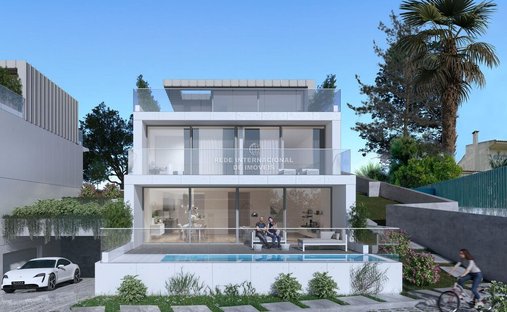 House in Carcavelos e Parede, Lisbon, Portugal 1