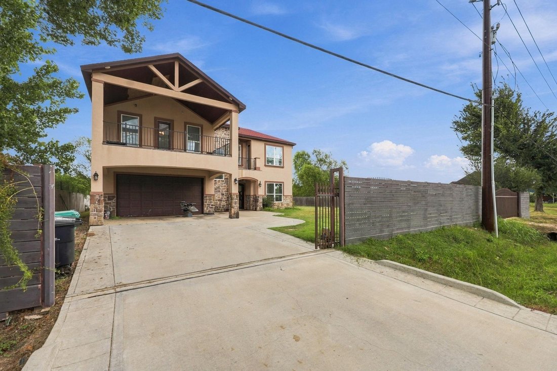 House in Houston, Texas, United States 2 - 19027702