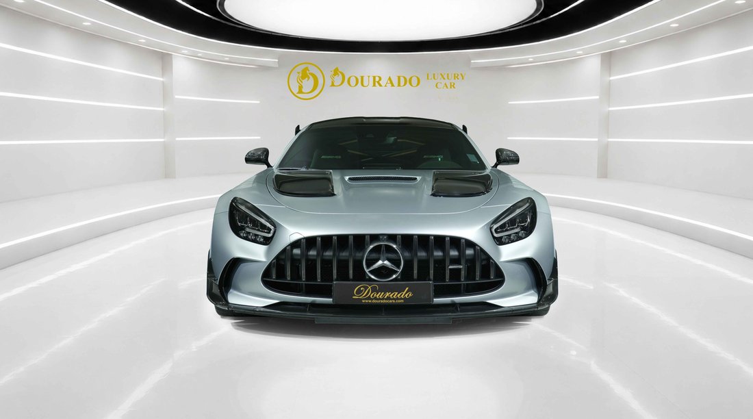 Coupe in Dubai, United Arab Emirates 2 - 19028813