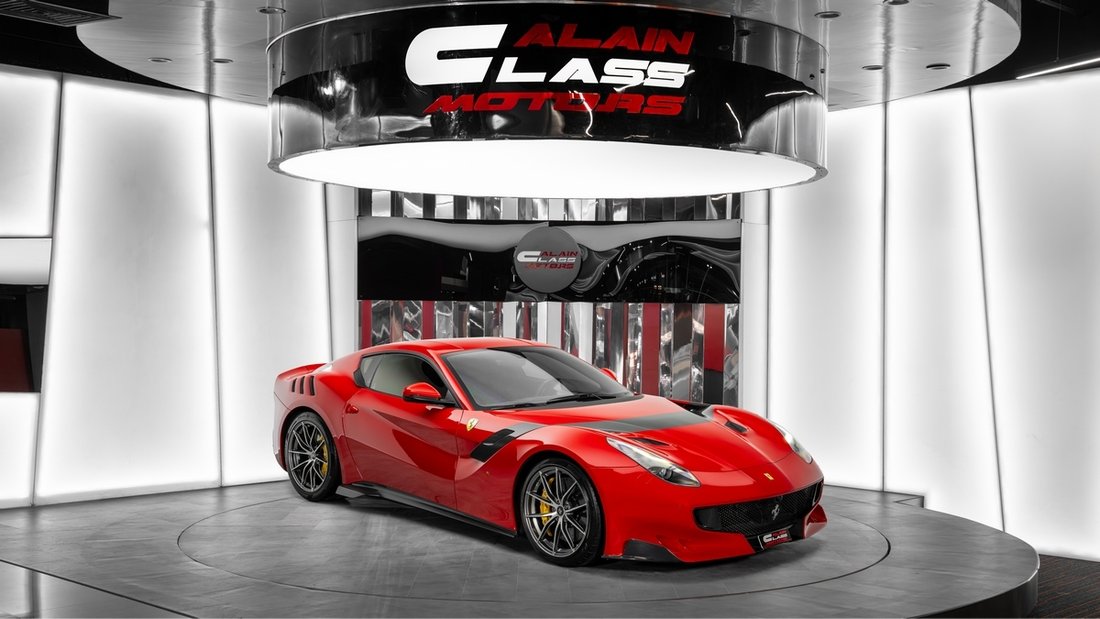 Coupe in Dubai, United Arab Emirates 1 - 19027223