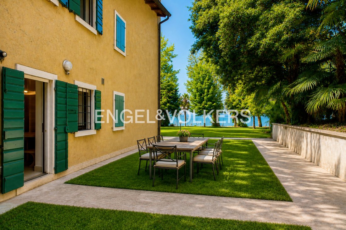 Apartment in Lazise, Veneto, Italy 2 - 19027865