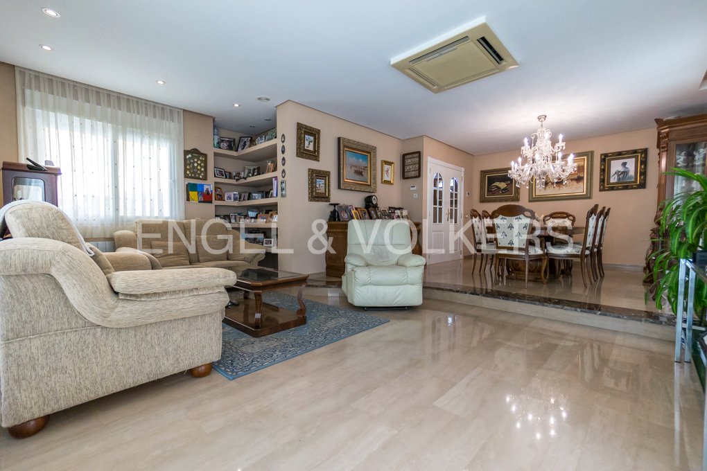 Villa in Alicante, Valencian Community, Spain 1 - 19028627