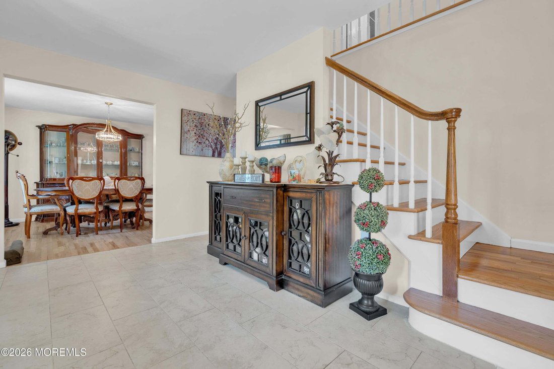 House in East Brunswick, New Jersey, United States 4 - 19035326