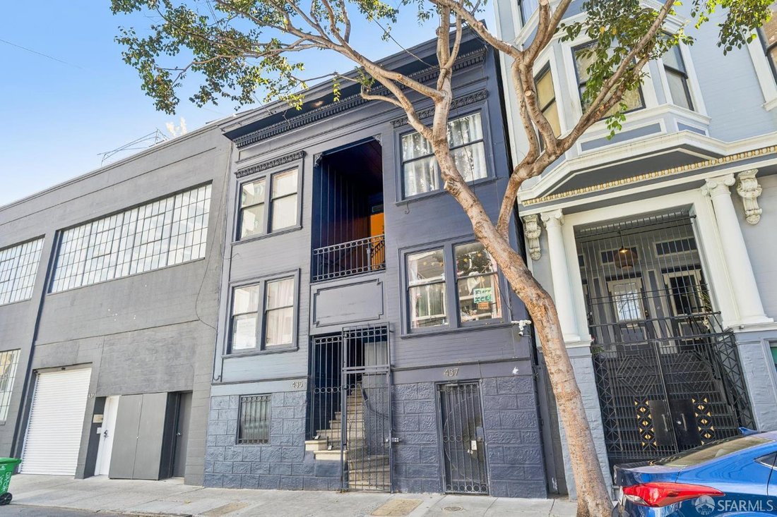 San Francisco, California, United States 3 - 19035293