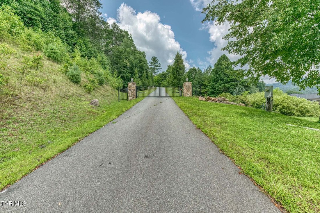 Roan Mountain, Tennessee, United States 3 - 19035258