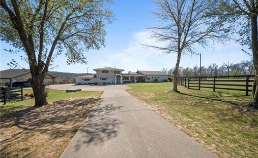 House in Johnson, Arkansas, United States 1