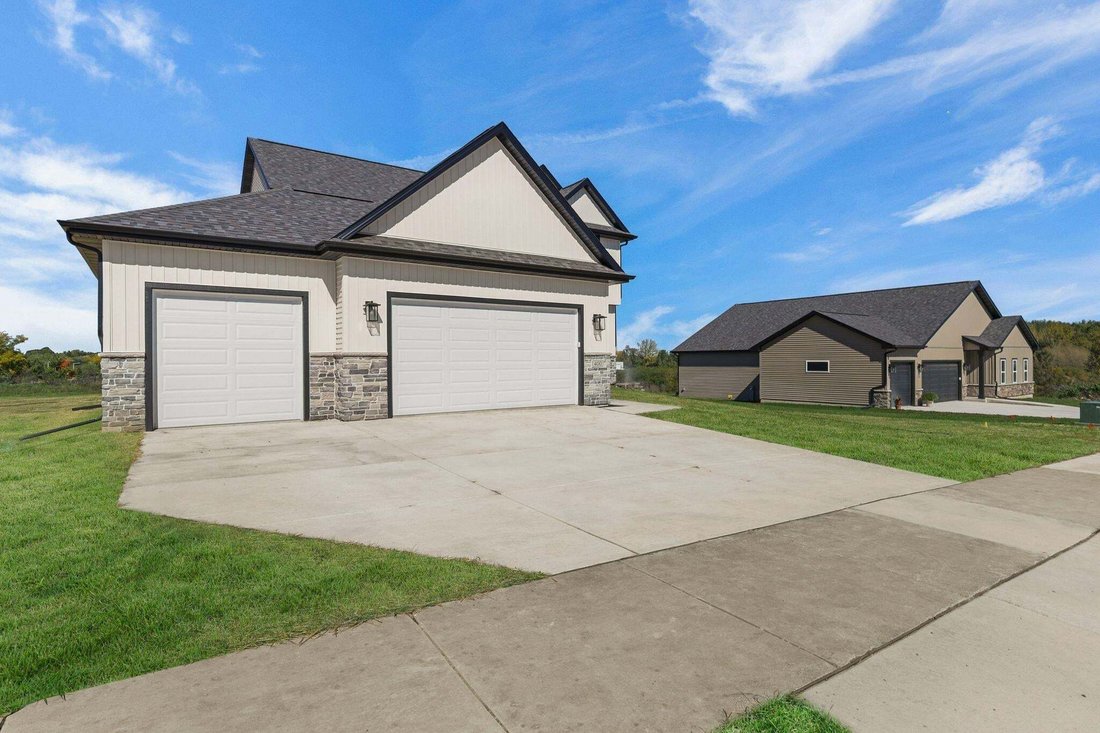 House in Cottage Grove, Wisconsin, United States 3 - 19020238