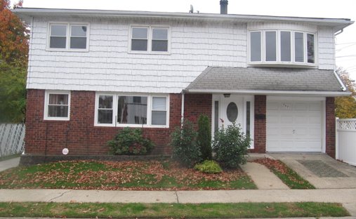 House in New York, New York, United States 1