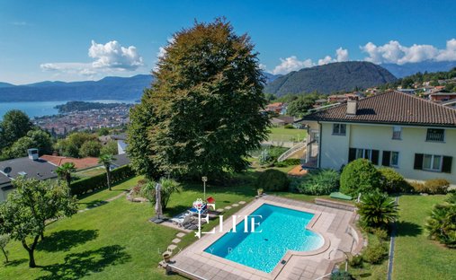 Villa en Arizzano, Piamonte, Italia 1