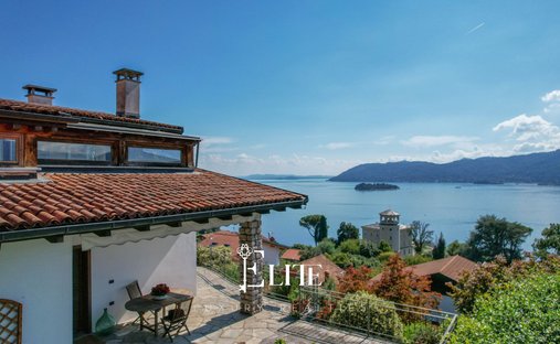Villa in Verbania, Piedmont, Italy 1