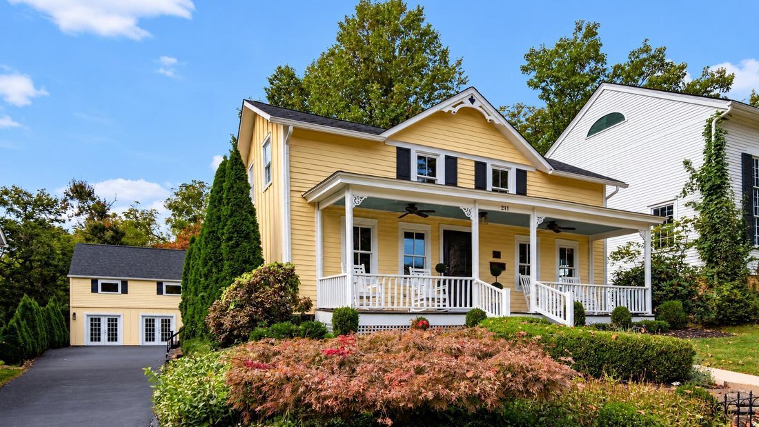 House in Granville, Ohio, United States 1 - 19035425