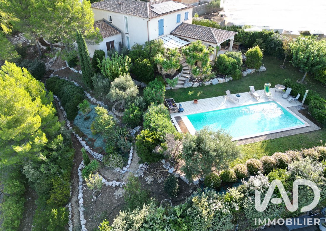 Casa a Le Plateau, Beaucaire, Francia 1 - 16018361
