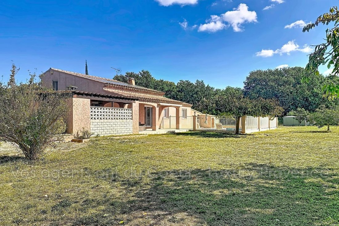 Maison à Trets, Provence-Alpes-Côte d'Azur, France 2 - 19035791