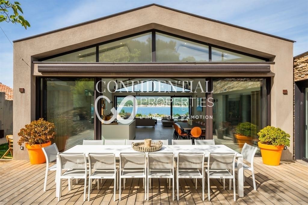 Villa in Saint-Cyr-sur-Mer, Provence-Alpes-Côte d'Azur, France 4 - 19025066