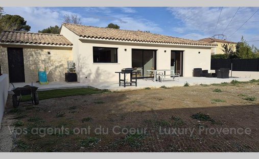 Villa en Rousset, Provenza-Alpes-Costa Azul, Francia 1