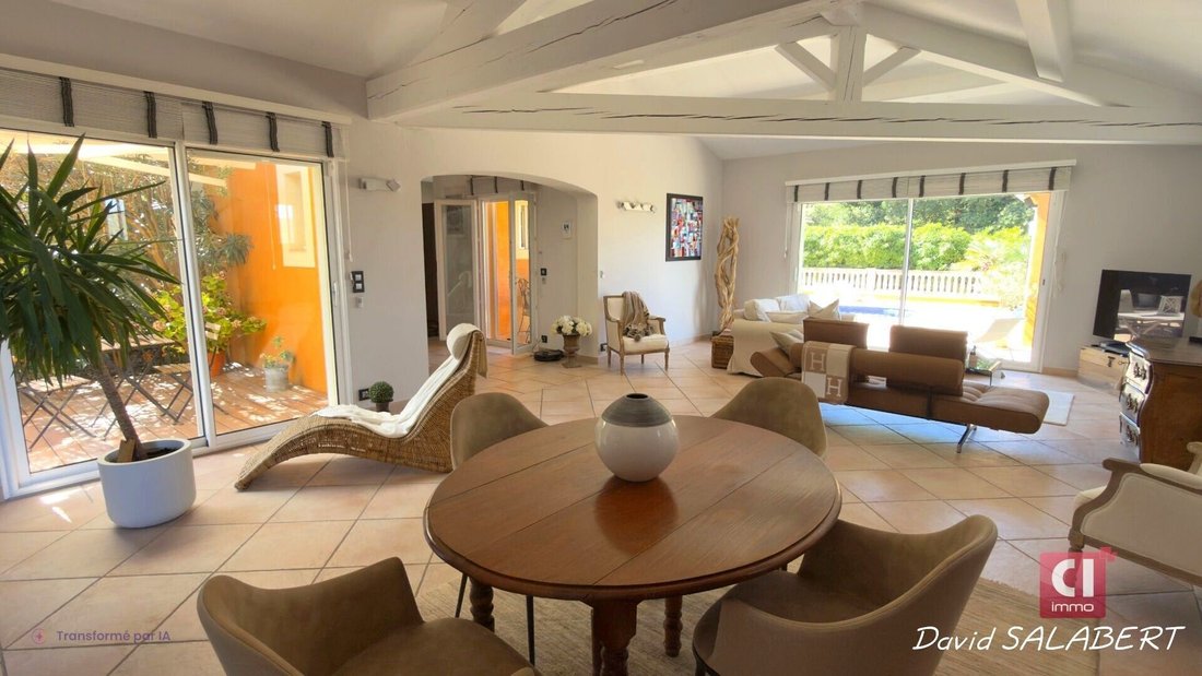 Villa in Brignoles, Provence-Alpes-Côte d'Azur, France 3 - 19035639