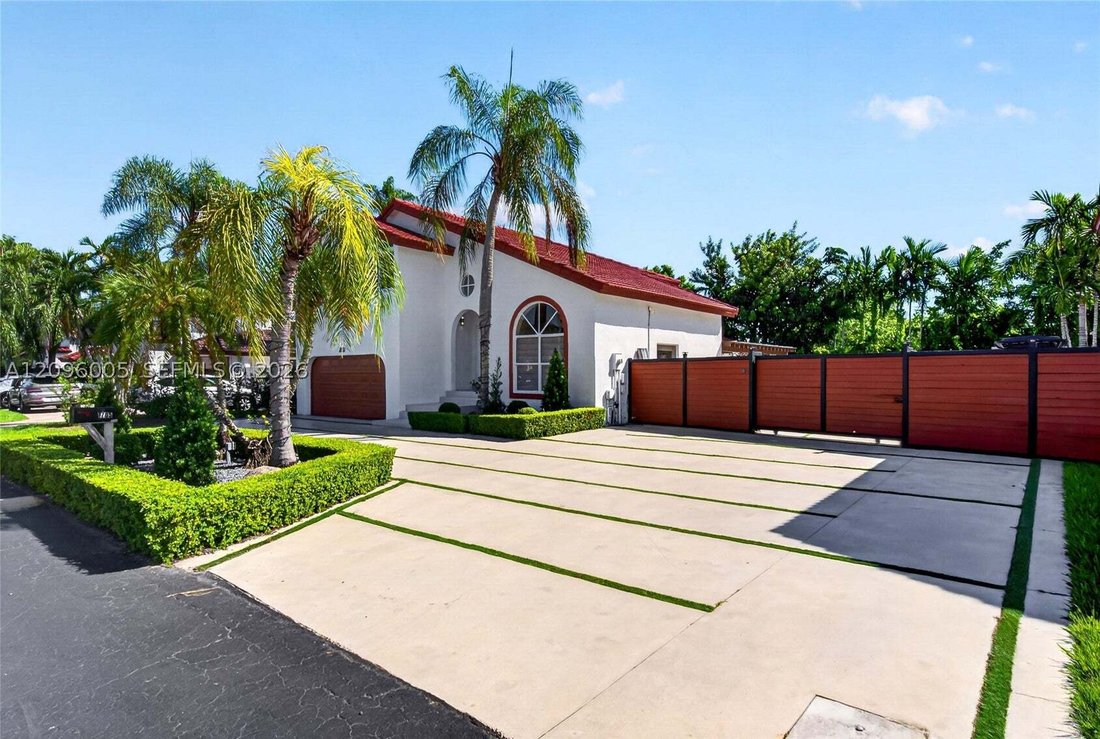 House in Miami, Florida, United States 5 - 19035658