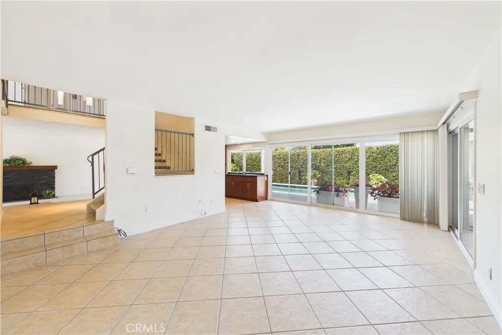 Casa a Cypress, California, Stati Uniti 5 - 18271336
