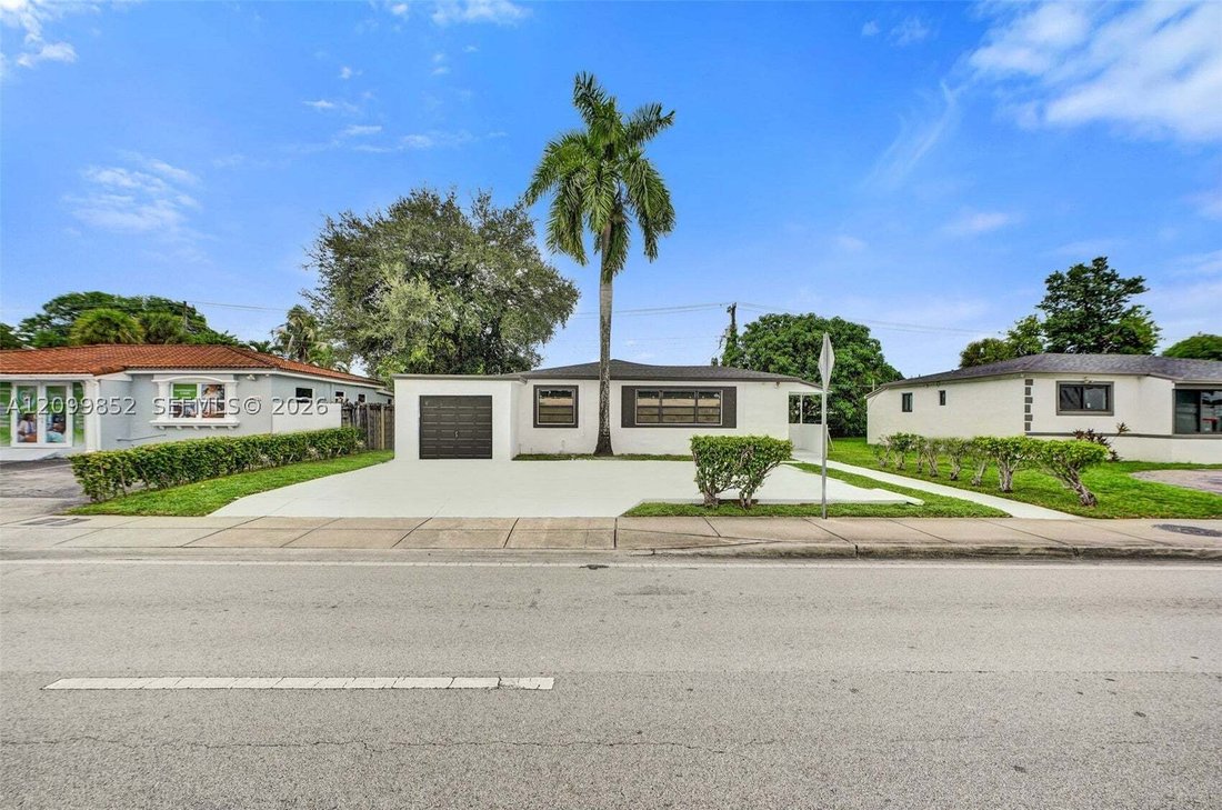 House in Miami, Florida, United States 1 - 19035702