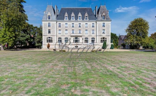 House in Azay-le-Rideau, Centre-Val de Loire, France 1