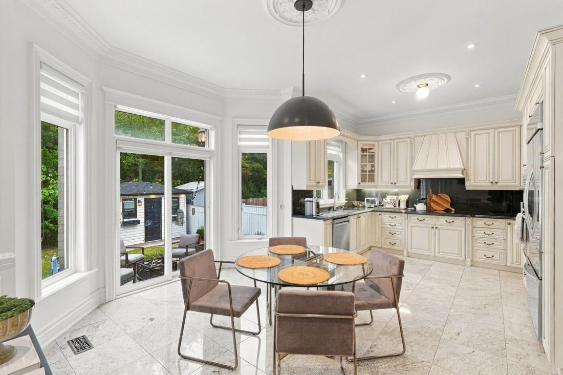 Haus in Markham, Ontario, Kanada 3 - 19035756