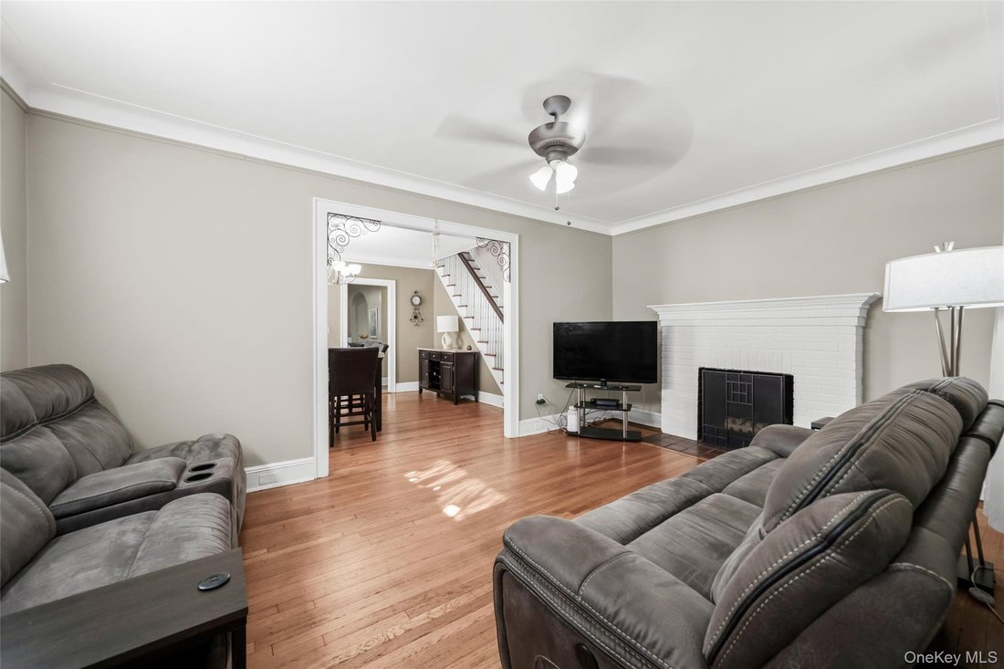 House in New York, New York, United States 4 - 19035626