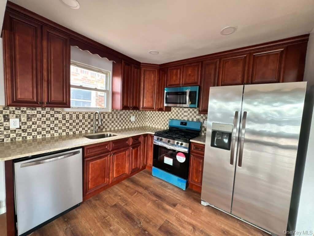 House in New York, New York, United States 2 - 19035613