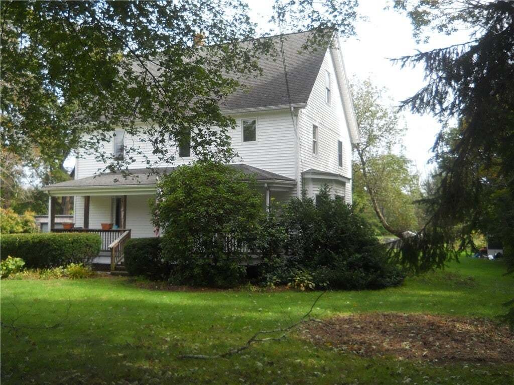 Hopkinton, Rhode Island, United States 2 - 19035361