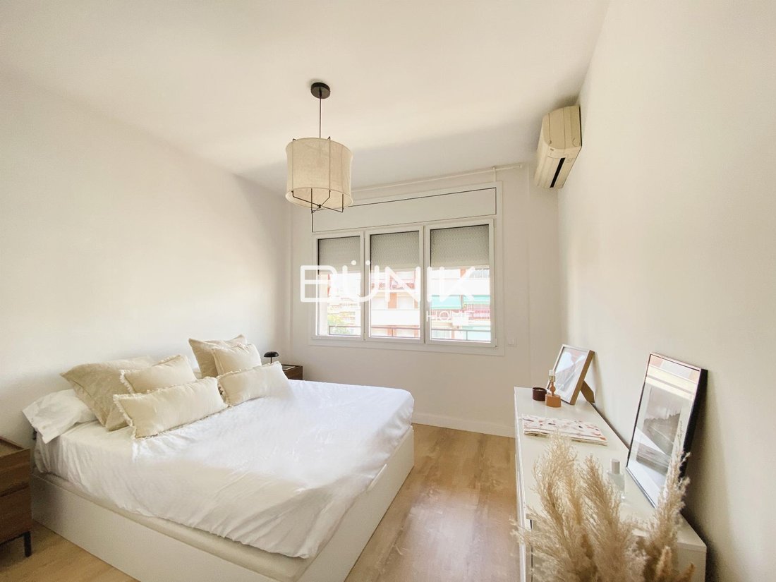Wohnung in Les Corts, Barcelona, Spanien 5 - 19035561