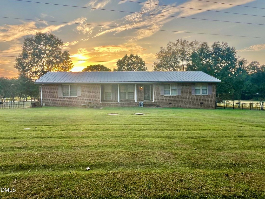 Farm Ranch in Zebulon, North Carolina, United States 1 - 19035857