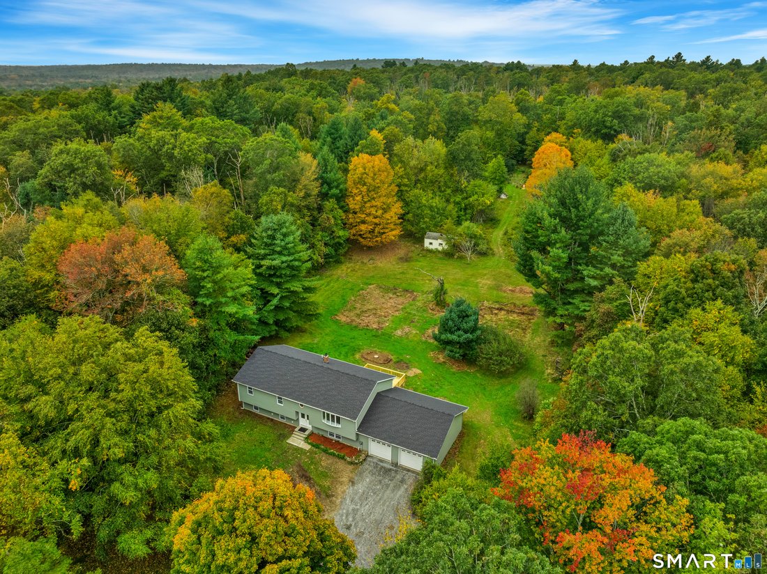 House in Brooklyn, Connecticut, United States 2 - 19035749