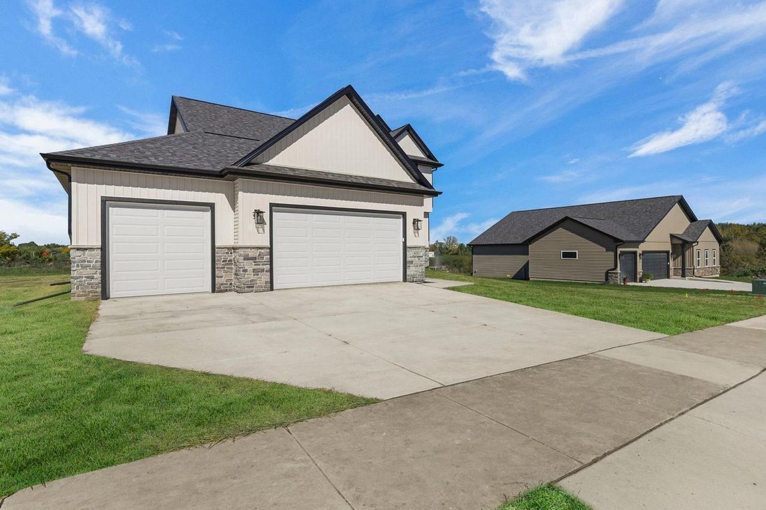House in Cottage Grove, Wisconsin, United States 3 - 19020381
