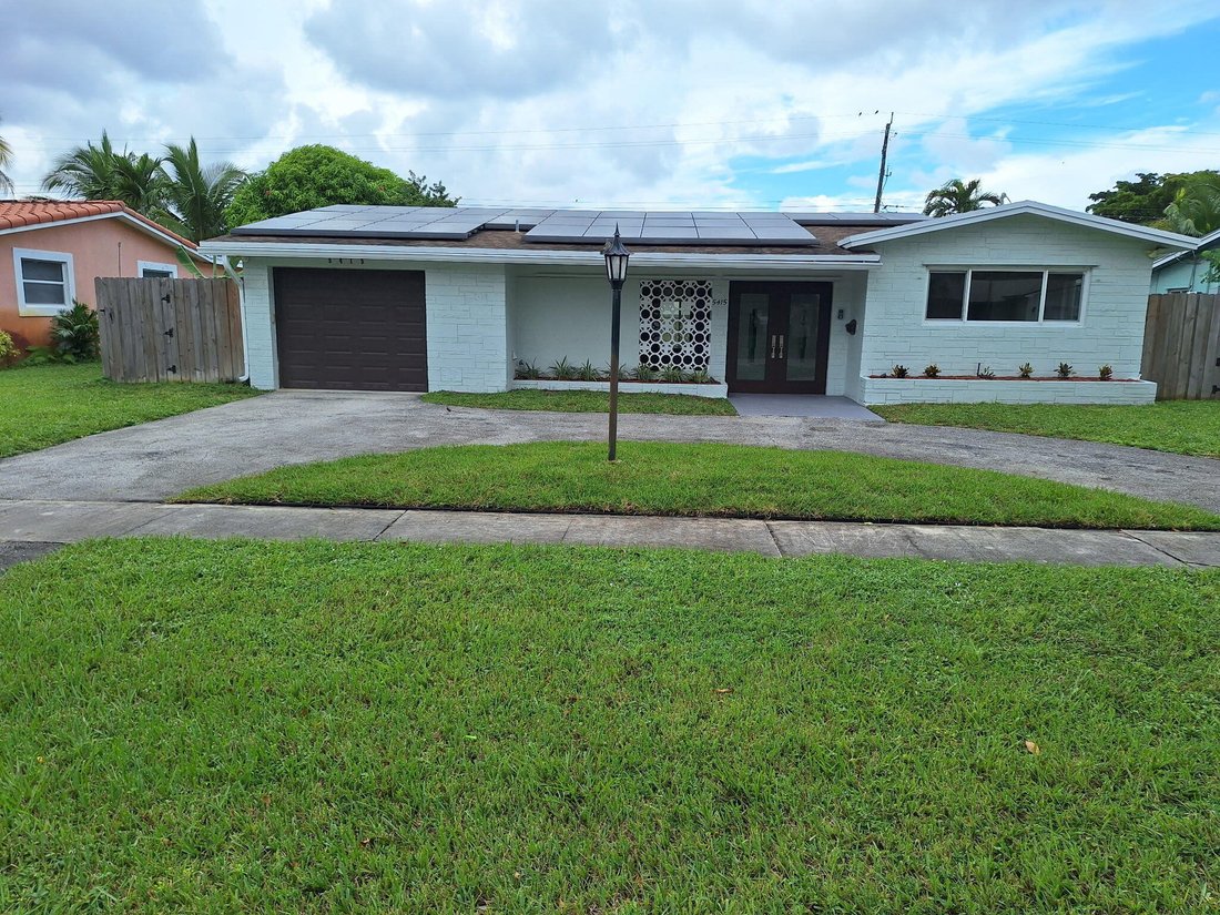 House in Hollywood, Florida, United States 2 - 19035575