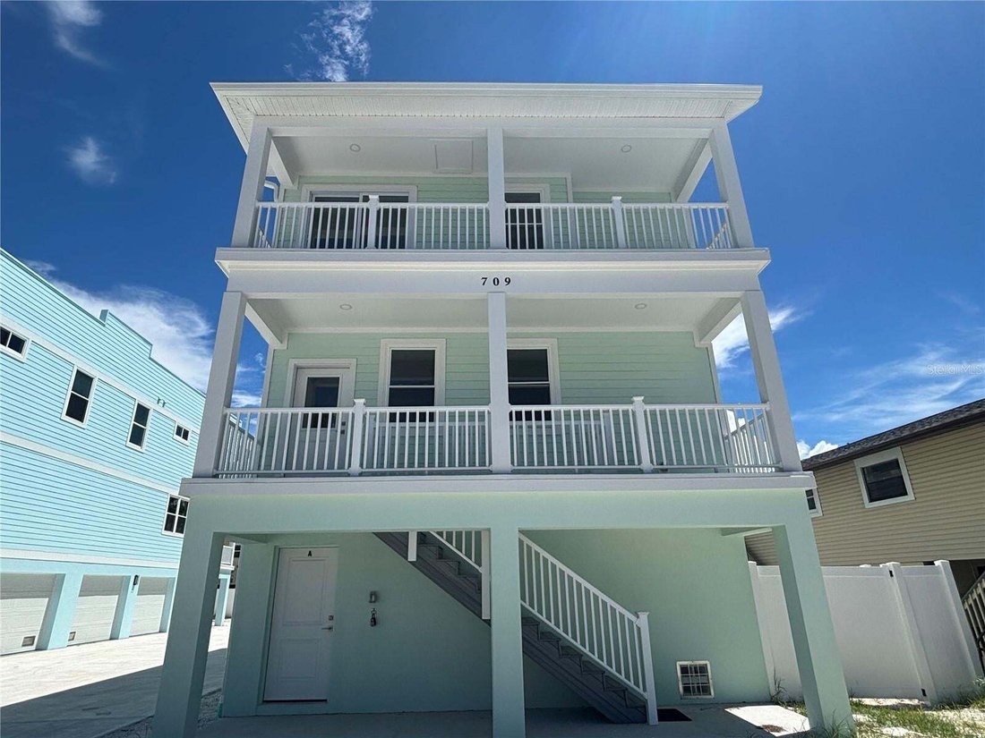 Casa a Indian Shores, Florida, Stati Uniti 1 - 19035899