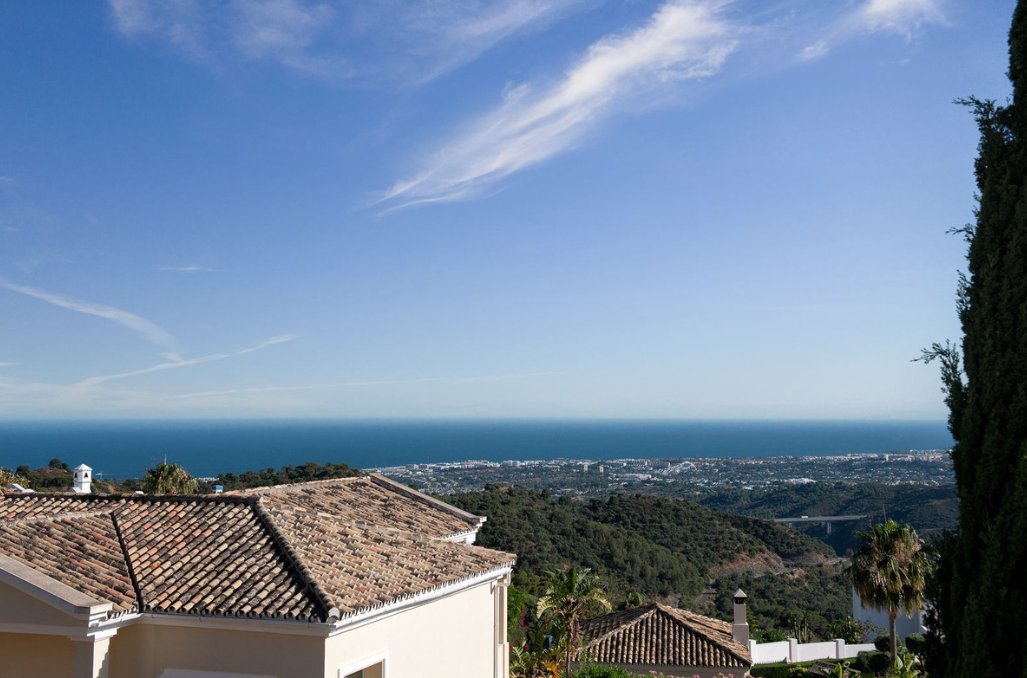 Villa in Marbella, Andalusia, Spain 5 - 19035726