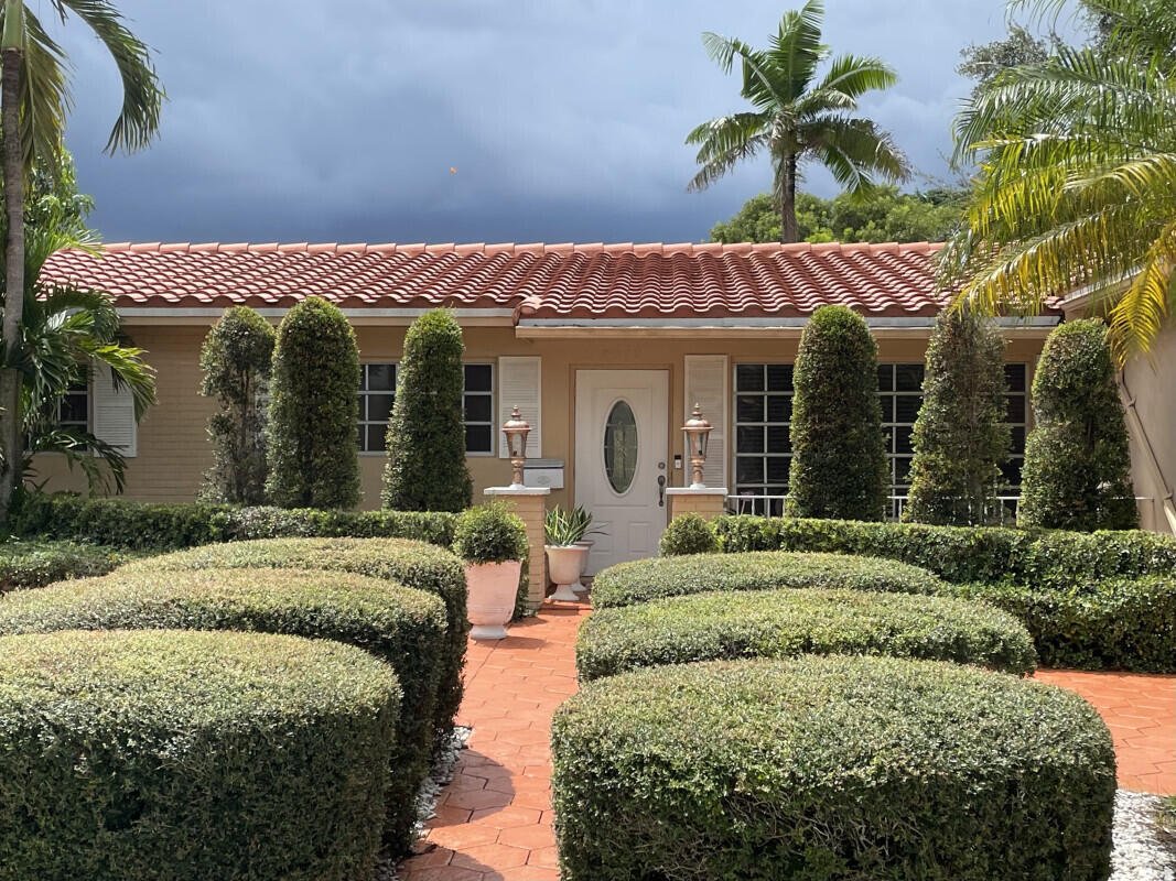 House in Pembroke Pines, Florida, United States 1 - 19035571