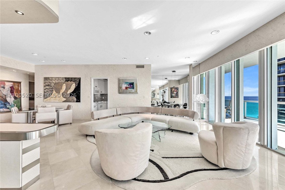 Condo in Bal Harbour, Florida, United States 4 - 19035667