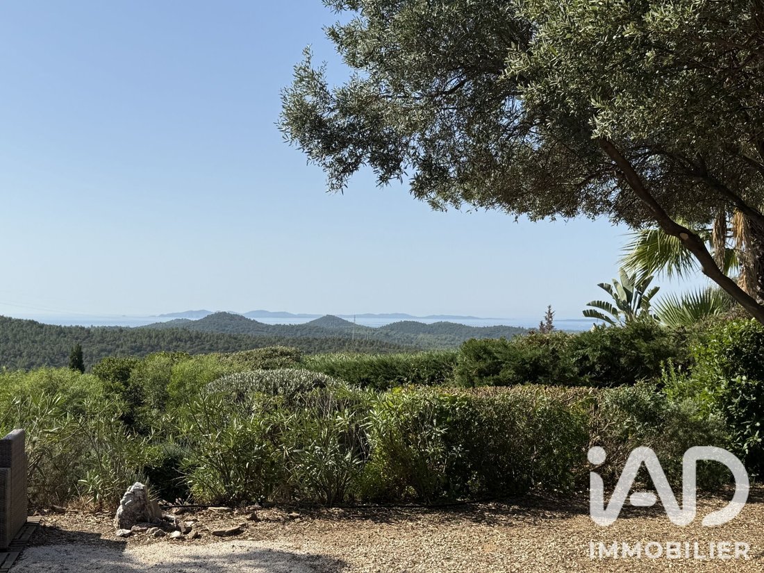 House in La Londe-les-Maures, Provence-Alpes-Côte d'Azur, France 4 - 19036466