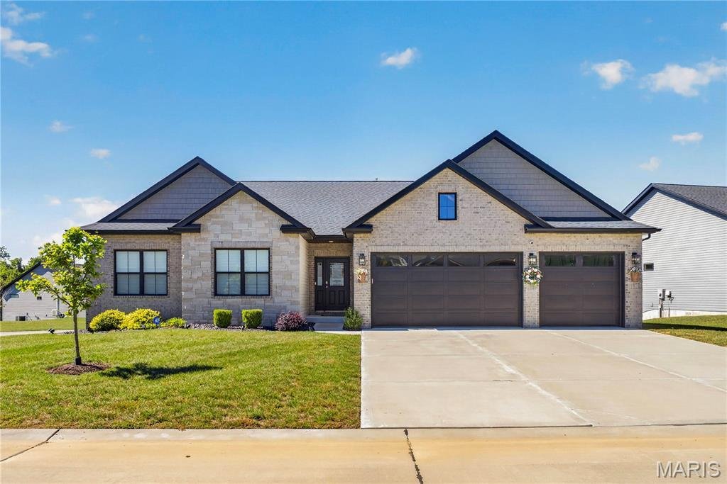 House in Maryville, Illinois, United States 2 - 19035632
