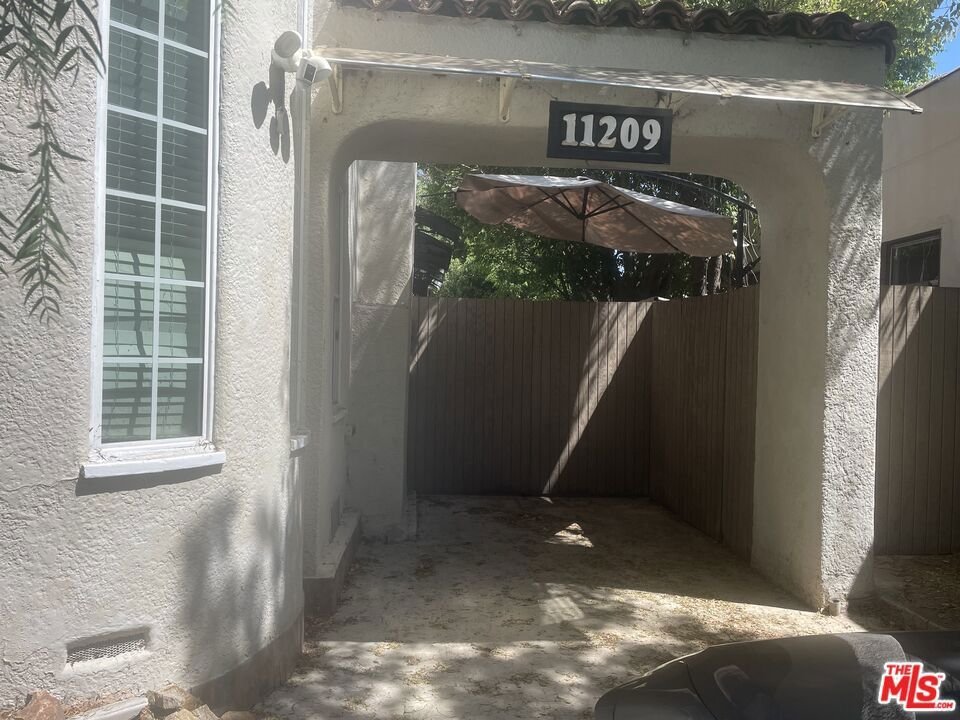 House in Los Angeles, California, United States 2 - 19035409