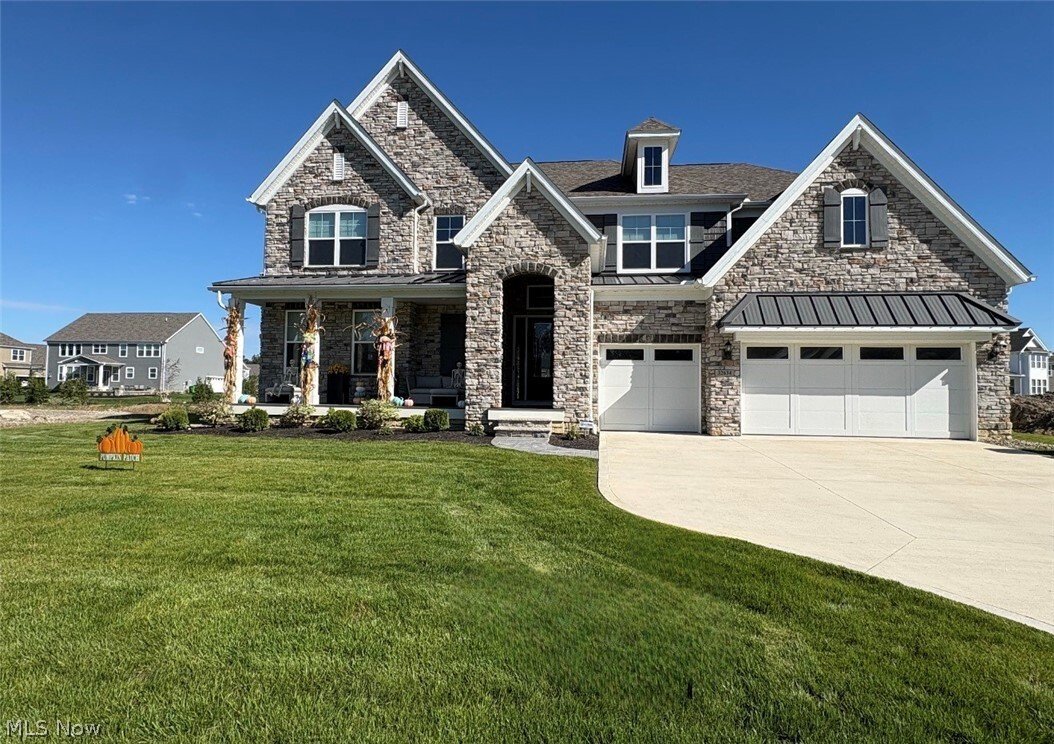 House in Avon Lake, Ohio, United States 1 - 19036144