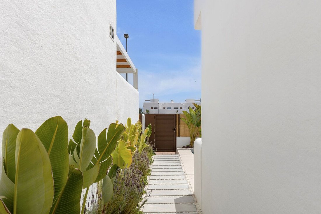 Villa in Los Alcazares, Región de Murcia, Spain 4 - 19035948